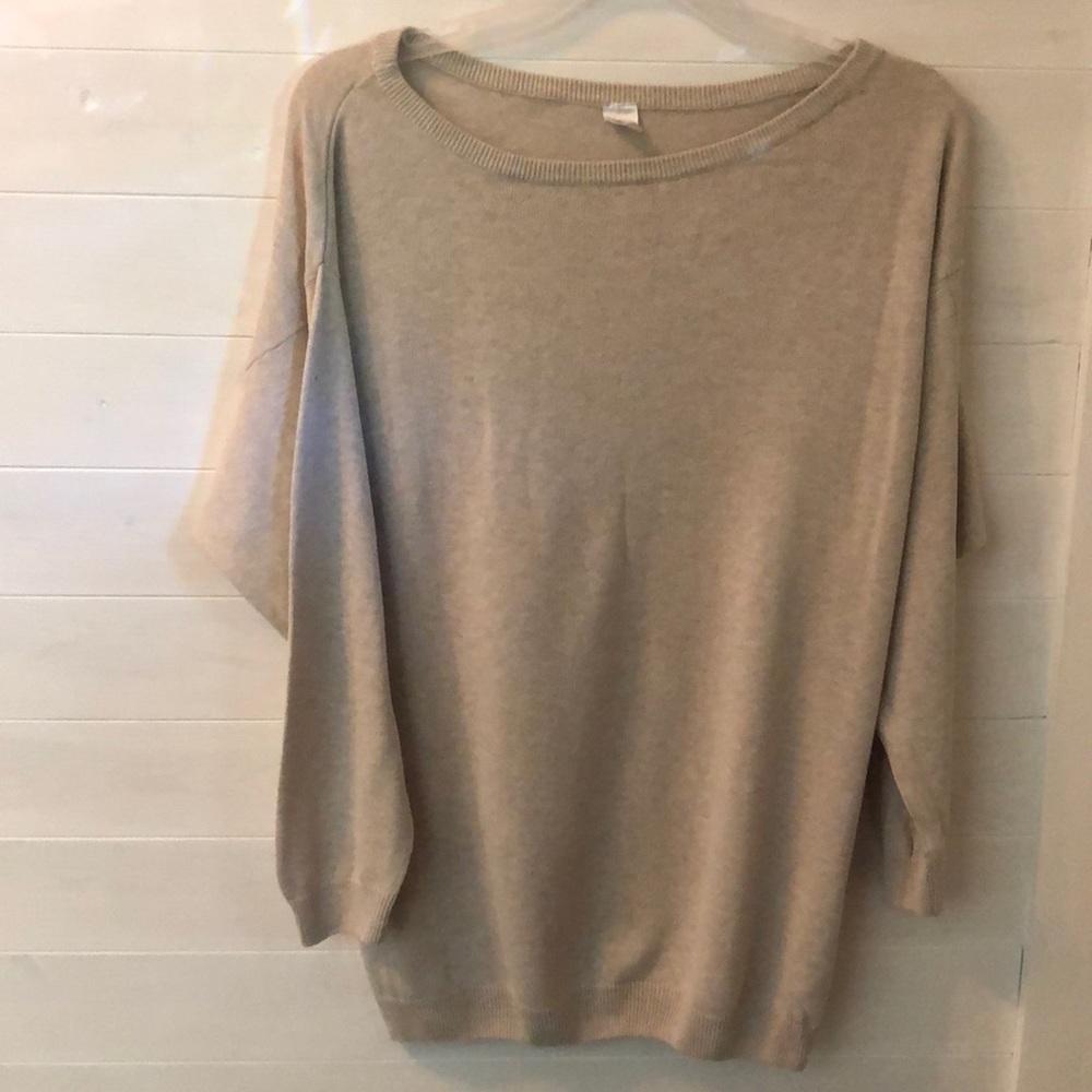 Oversized lightweight sweater